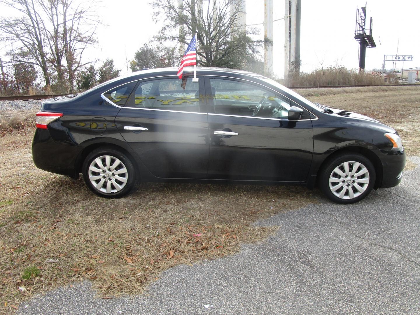 2015 Black Nissan Sentra (3N1AB7AP0FY) , located at 2553 Airline Blvd, Portsmouth, VA, 23701, (757) 488-8331, 36.813889, -76.357597 - **VEHICLE TERMS*** Down Payment: $899 Weekly Payment: $100 APR: 23.9% Repayment Terms: 42 Months ***CALL ELIZABETH SMITH - DIRECTOR OF MARKETING @ 757-488-8331 TO SCHEDULE YOUR APPOINTMENT TODAY AND GET PRE-APPROVED RIGHT OVER THE PHONE*** - Photo#4